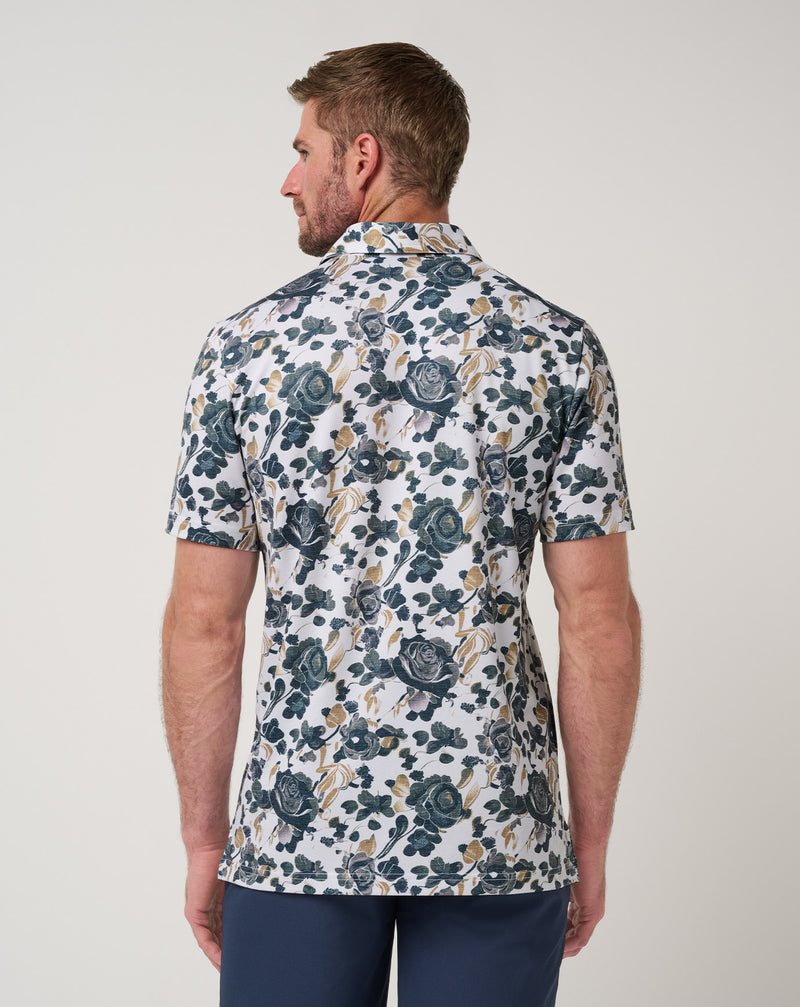 Travis Mathew Featherweight Villa Polo – cuello de doble aguja con varillas incorporadas