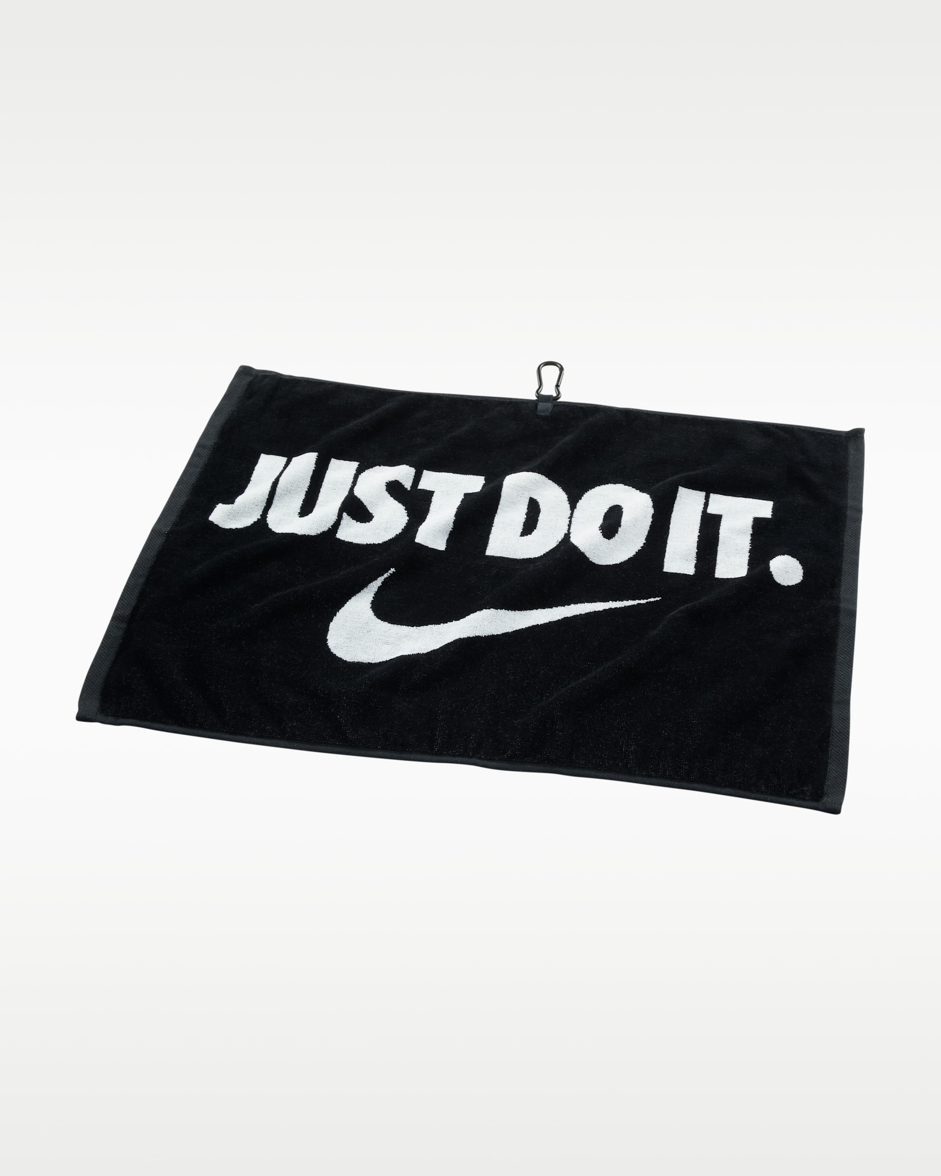 Toalla de golf Nike Performance mostrando tela de rizo suave – Negro/Blanco