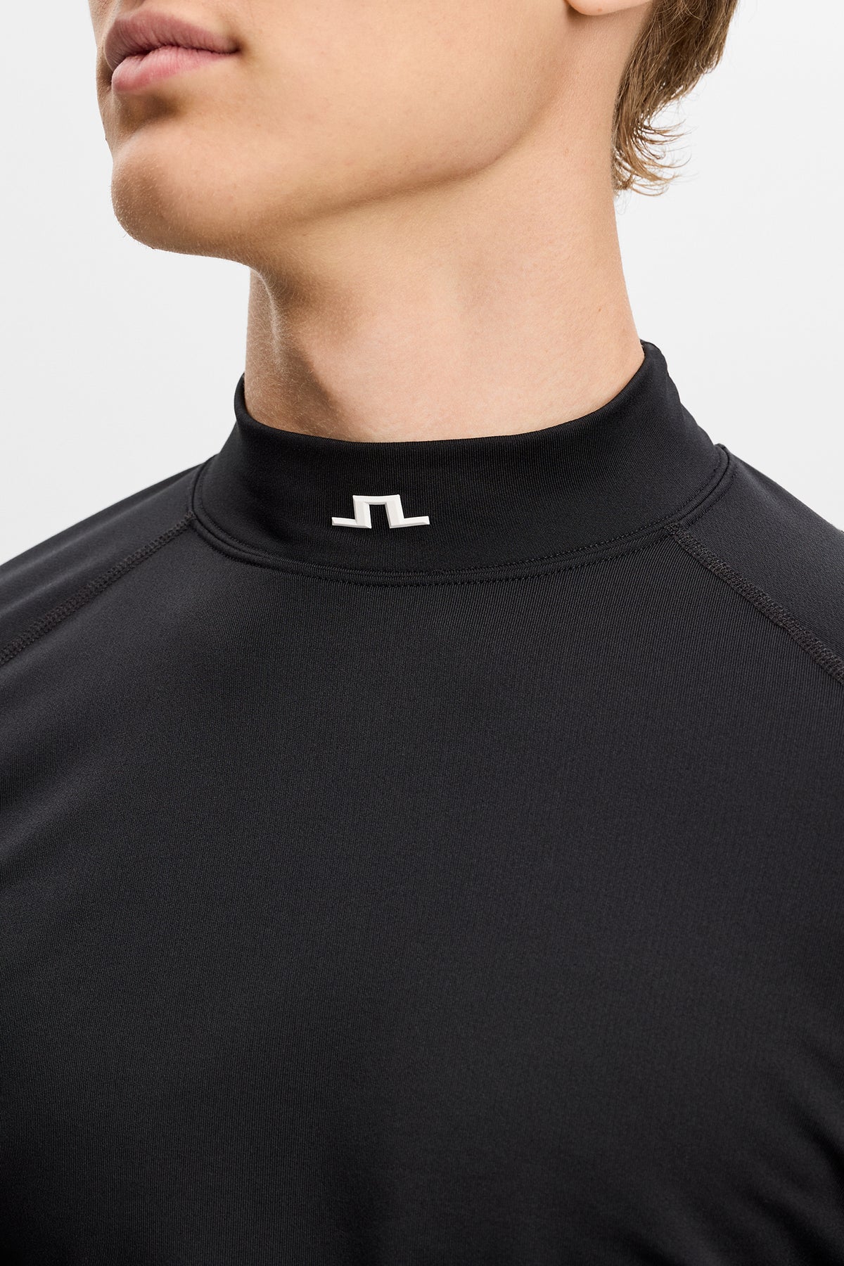J.Lindeberg Ello Brushed Top Black – detalle de la certificación OEKO-TEX 100